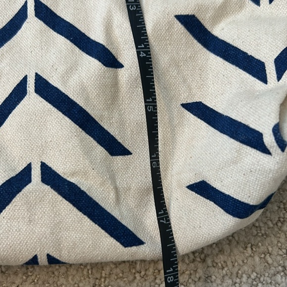 Ecolo canvas beach bag. 19.5” x 17” - Picture 7 of 8